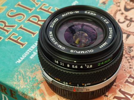 Olympus Zuiko 24mm f2.8